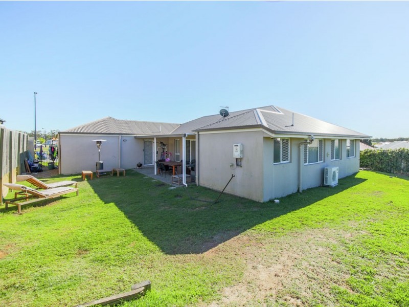 25 Azure Way, Coomera QLD 4209