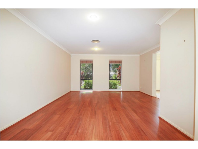 4 Anitra Lane, Coomera Waters QLD 4209