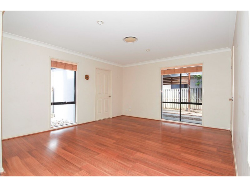 4 Anitra Lane, Coomera Waters QLD 4209