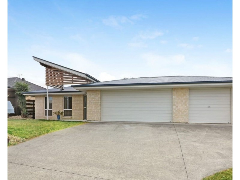 104 Karall St, Ormeau QLD 4208