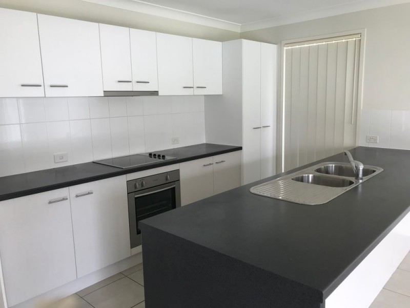 51 Beaumont Drive, Pimpama QLD 4209