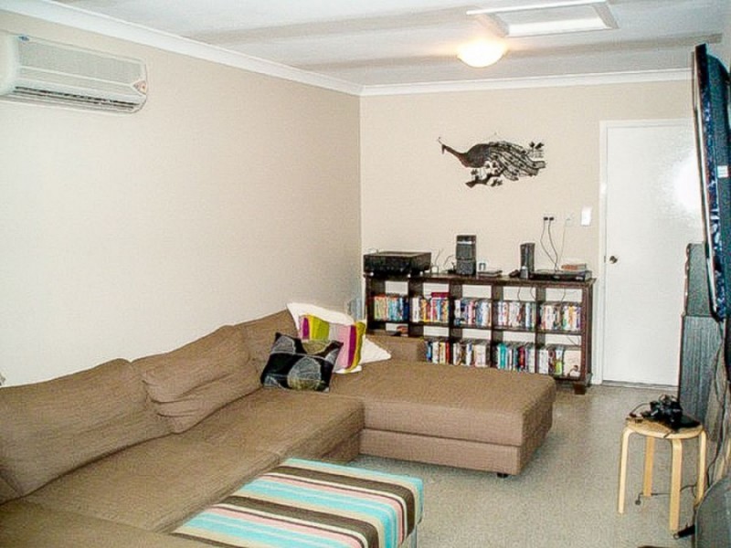 19 Pinemount Crescent, Oxenford QLD 4210