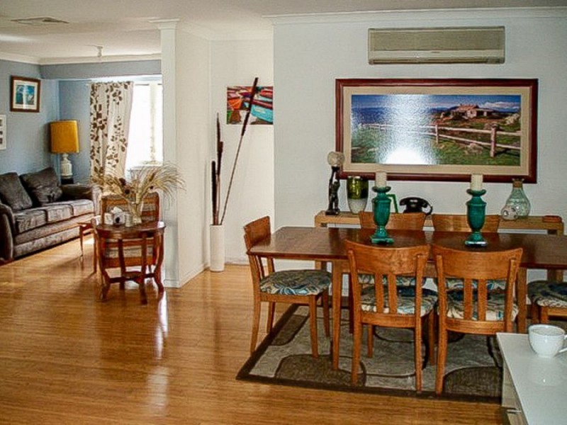 19 Pinemount Crescent, Oxenford QLD 4210