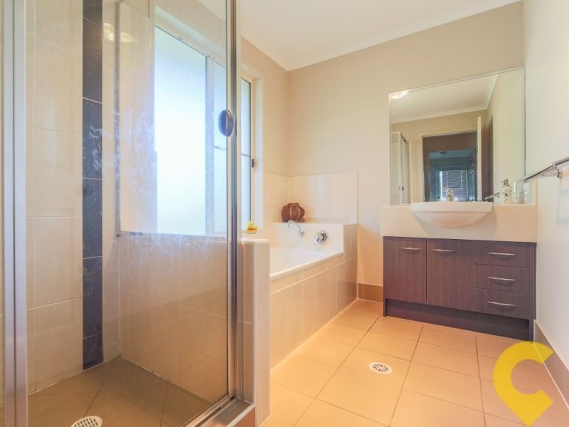 4 Barcombe Drive, Marsden QLD 4132