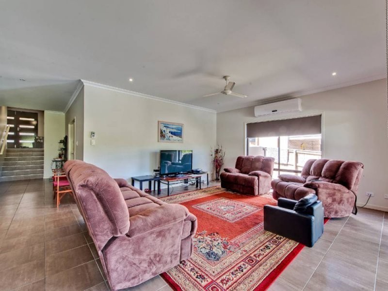 13 Murray Cct, Upper Coomera QLD 4209