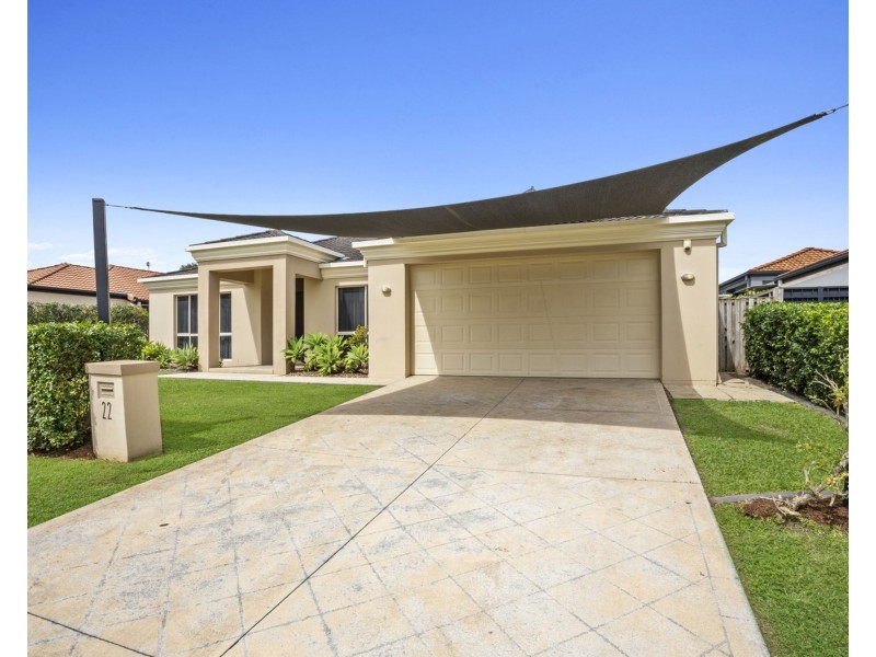 22 Fairbairn Ct, Oxenford QLD 4210