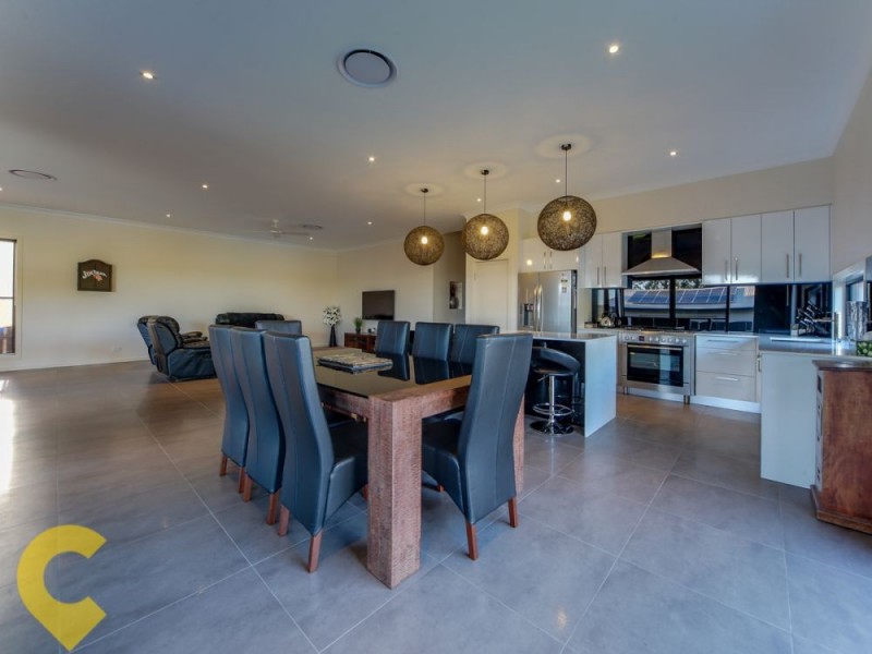 2 Coachella Crescent, Upper Coomera QLD 4209