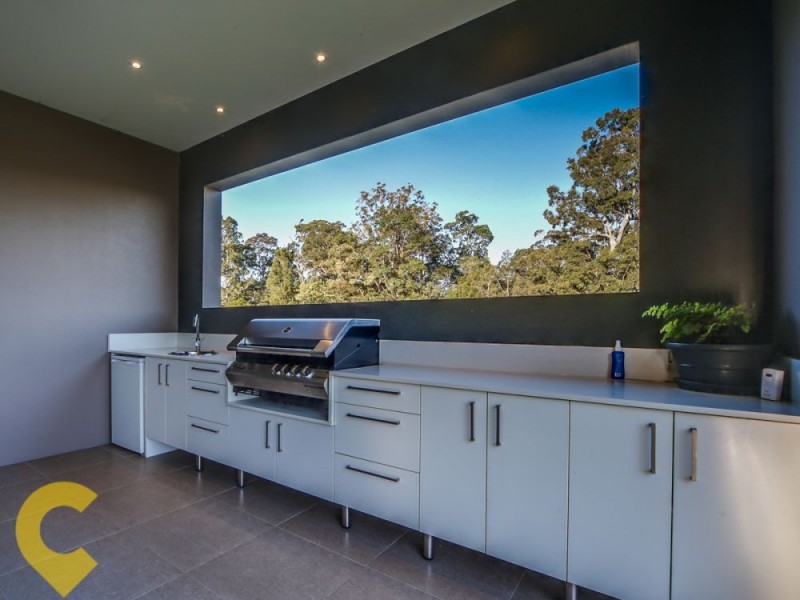 2 Coachella Crescent, Upper Coomera QLD 4209