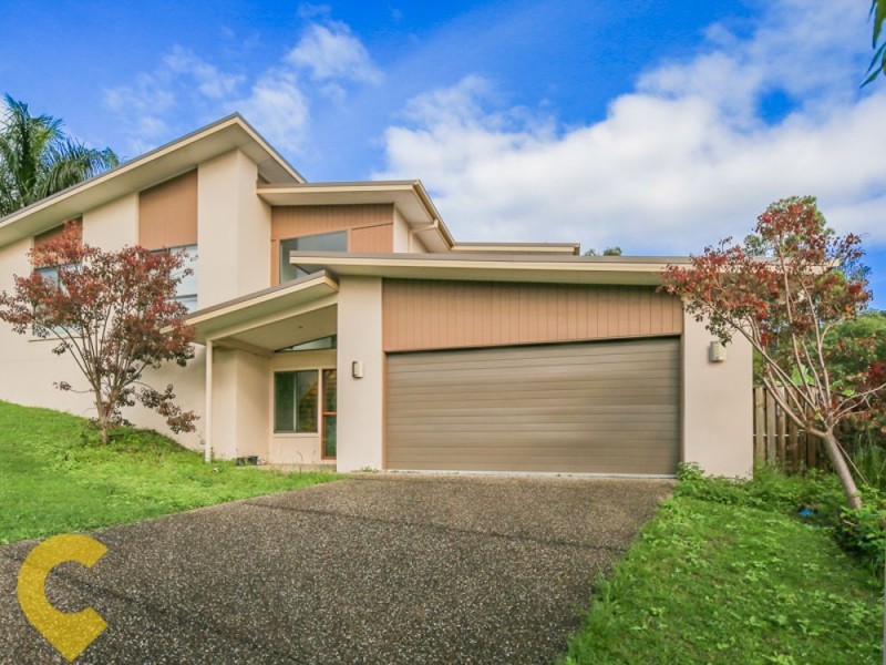 8 Maloney Crescent, Maudsland QLD 4210