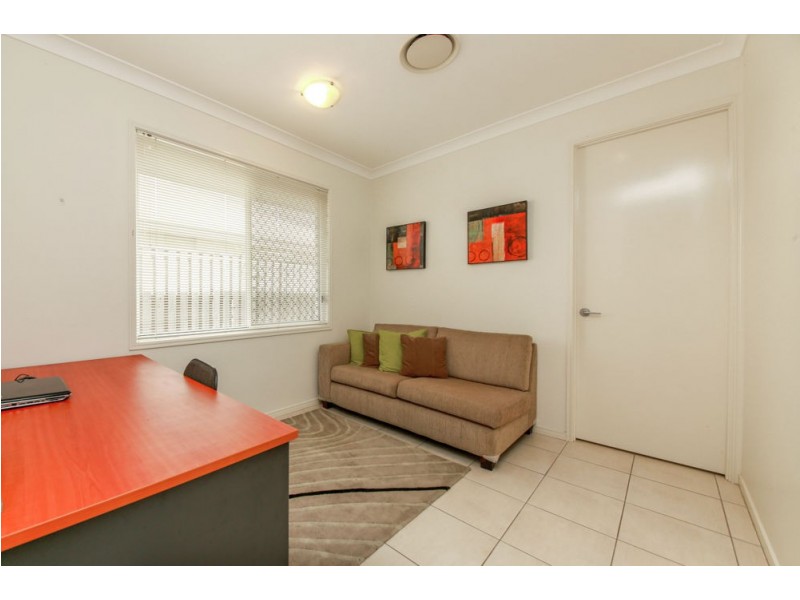 7 Drafters Crescent, Maudsland QLD 4210