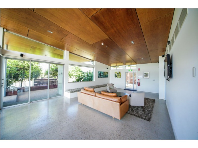 7 Drafters Crescent, Maudsland QLD 4210