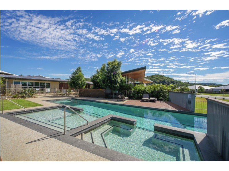 7 Drafters Crescent, Maudsland QLD 4210