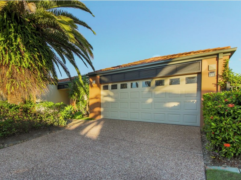 555 Oyster Cove Promenade, Helensvale QLD 4212