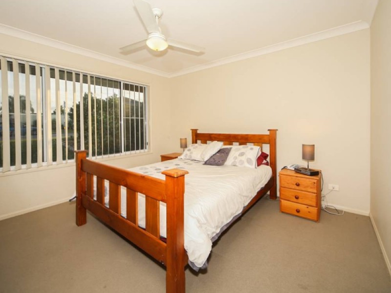 37 Billinghurst Crescent, Upper Coomera QLD 4209