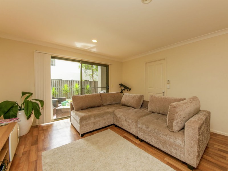 55/24 Jessica Drive, Upper Coomera QLD 4209