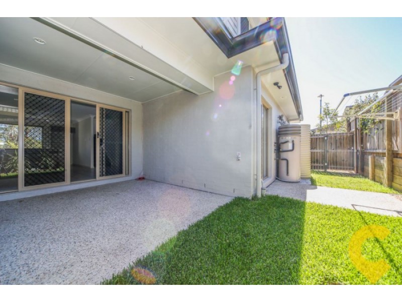 8 Niccy Road, Coomera QLD 4209