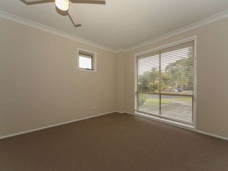 17 Manhattan Street, Eagleby QLD 4207