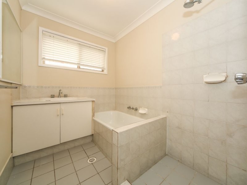 17 Manhattan Street, Eagleby QLD 4207