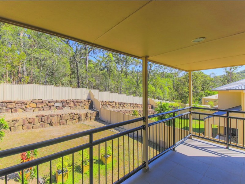 15 Caragh Crescent, Oxenford QLD 4210