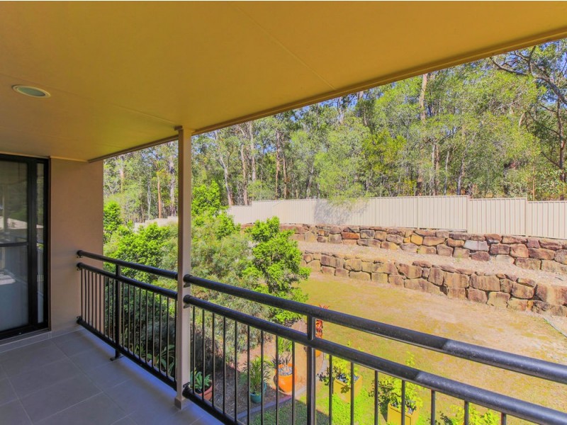 15 Caragh Crescent, Oxenford QLD 4210