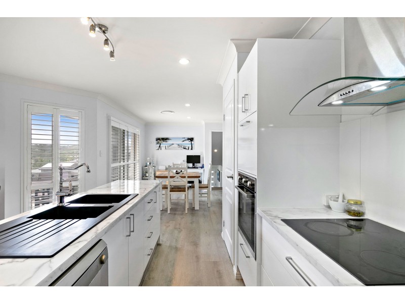 1 Bakara Lane, Upper Coomera QLD 4209