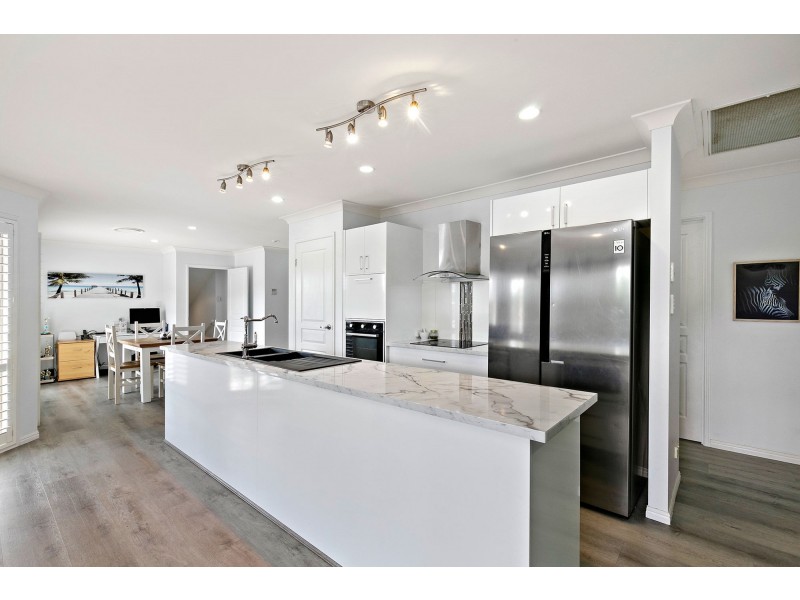 1 Bakara Lane, Upper Coomera QLD 4209