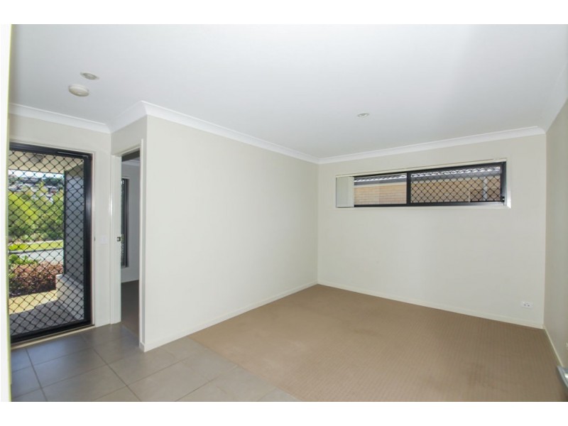 52 River Run Circuit, Ormeau QLD 4208