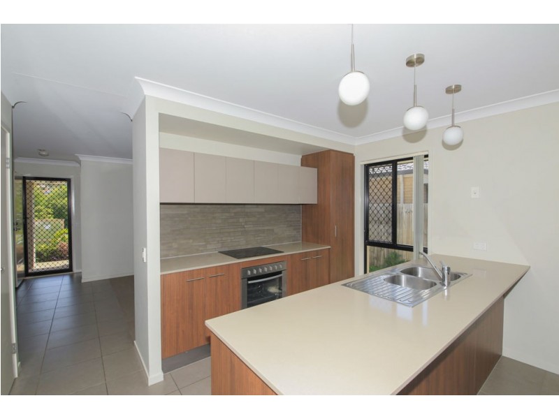 52 River Run Circuit, Ormeau QLD 4208