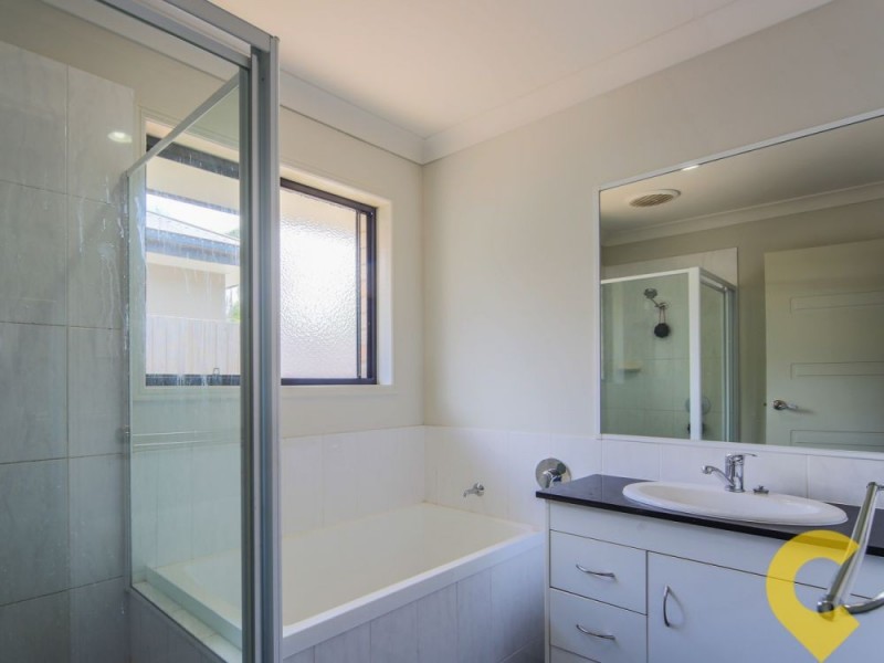 11 Christopher Street, Pimpama QLD 4209
