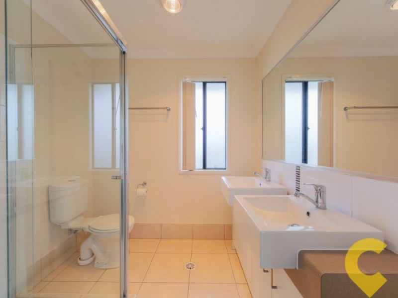4a Kelly Avenue, Coomera QLD 4209