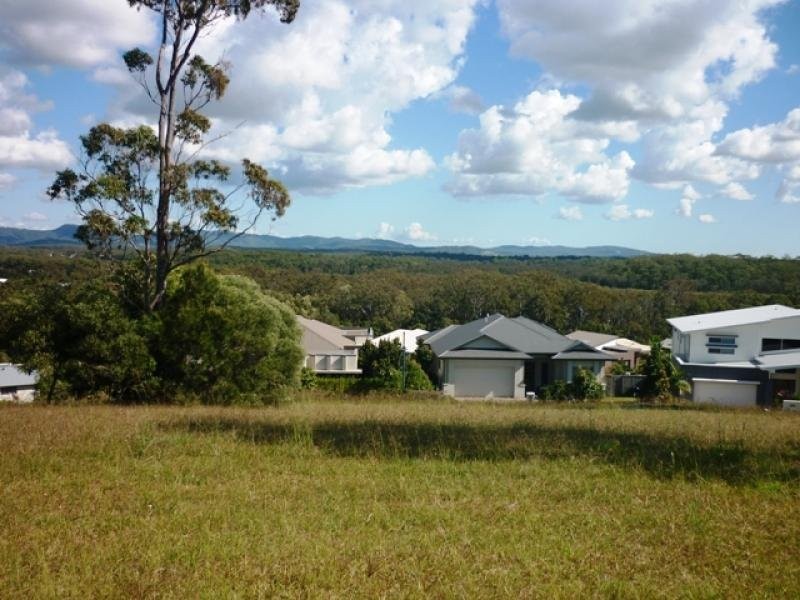 7 Saltash Court, Coomera Waters QLD 4209