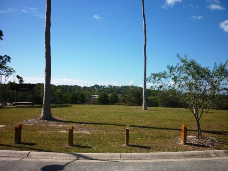 7 Saltash Court, Coomera Waters QLD 4209