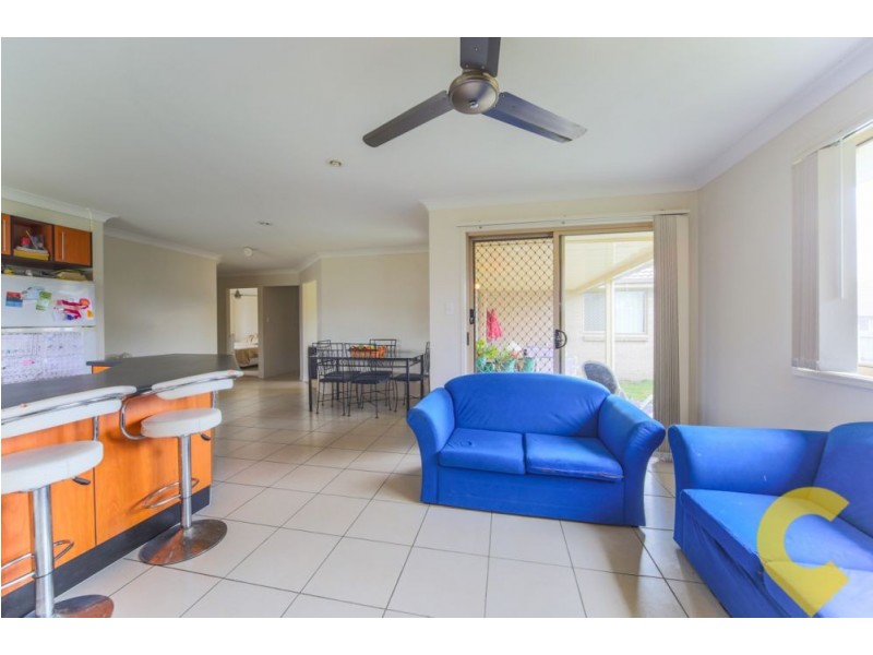 12 Cranberrie Crescent, Pimpama QLD 4209