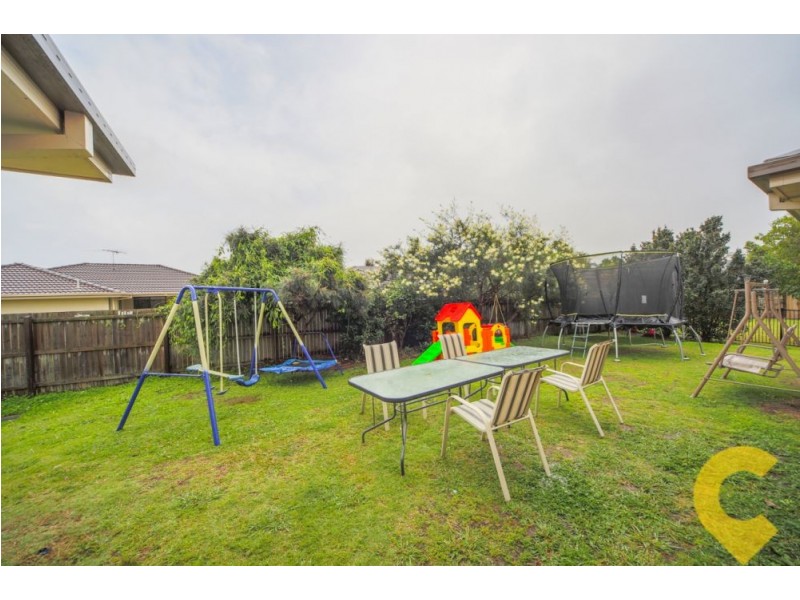 12 Cranberrie Crescent, Pimpama QLD 4209