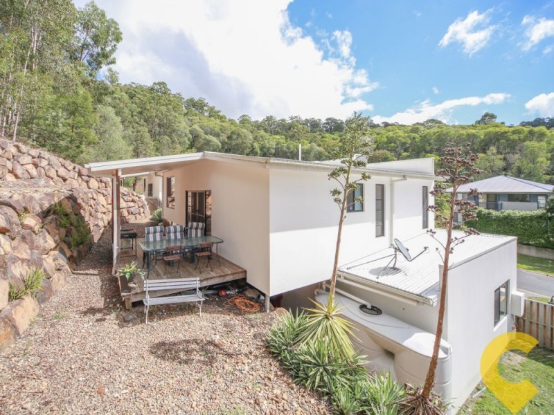 6 Gellert Crescent, Maudsland QLD 4210