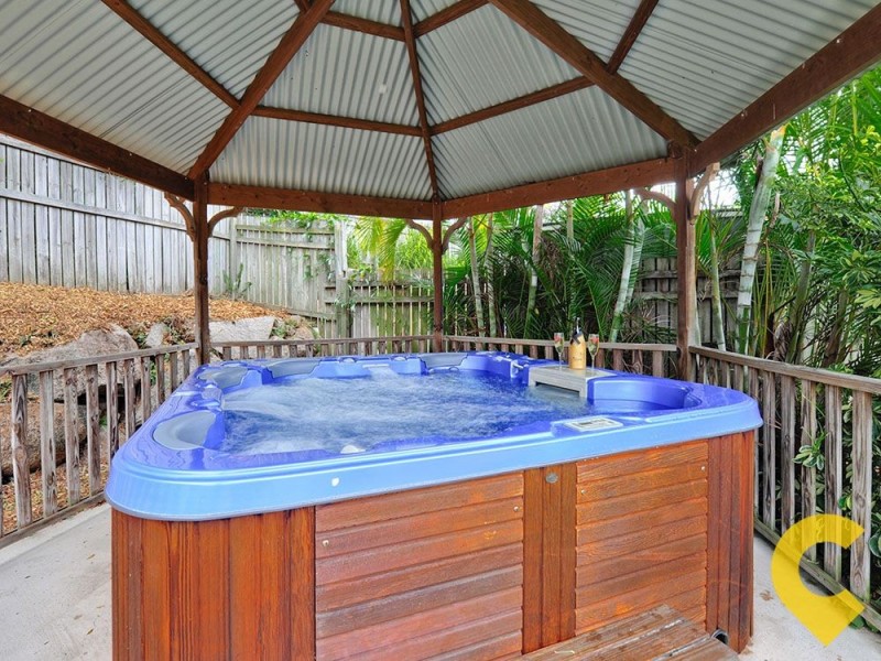 21 Inverness Street, Upper Kedron QLD 4055