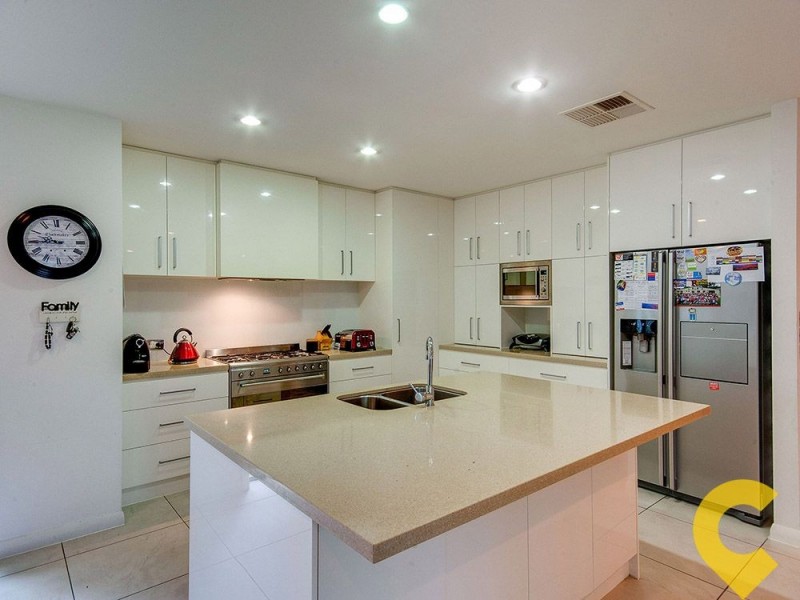 8 Dannenberg Street, Carseldine QLD 4034