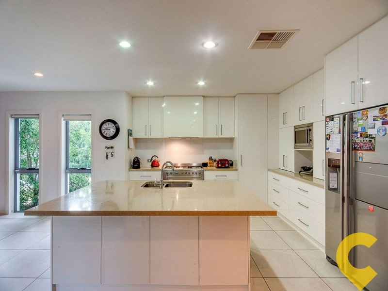 8 Dannenberg Street, Carseldine QLD 4034