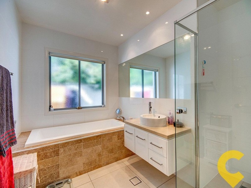 8 Dannenberg Street, Carseldine QLD 4034