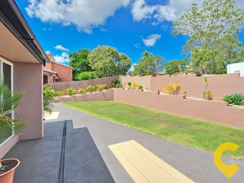 246 Chapel Hill Road, Chapel Hill QLD 4069