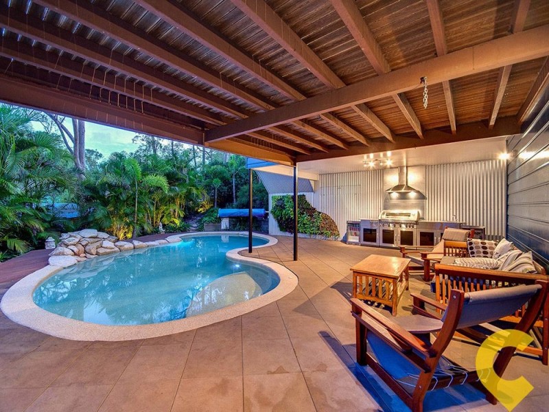 26 Larwood Place, Ferny Hills QLD 4055