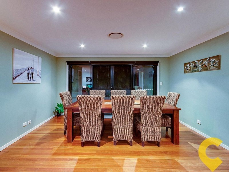 26 Larwood Place, Ferny Hills QLD 4055