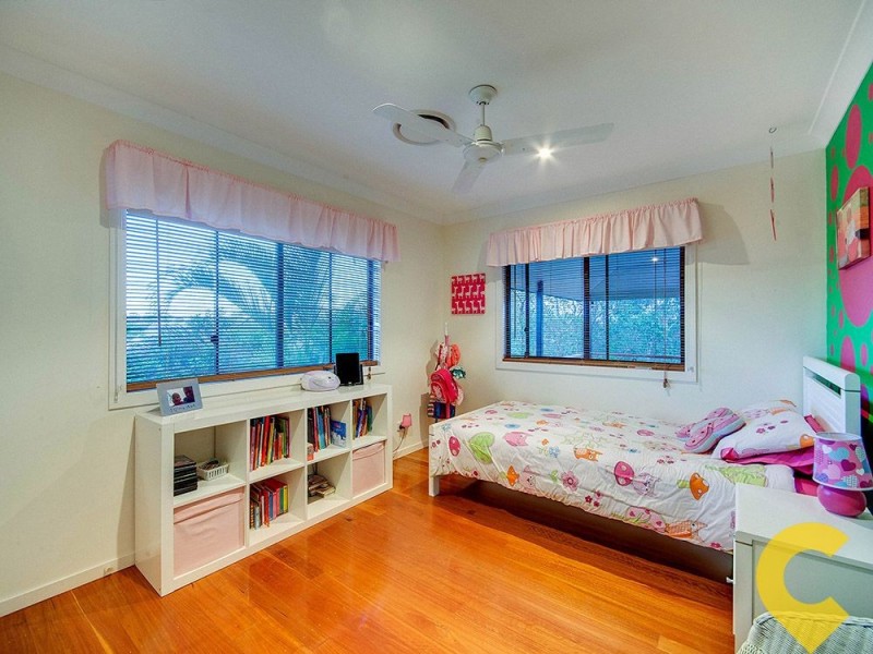 26 Larwood Place, Ferny Hills QLD 4055