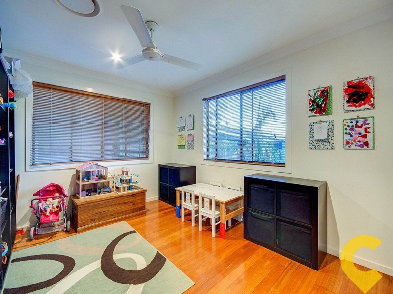 26 Larwood Place, Ferny Hills QLD 4055