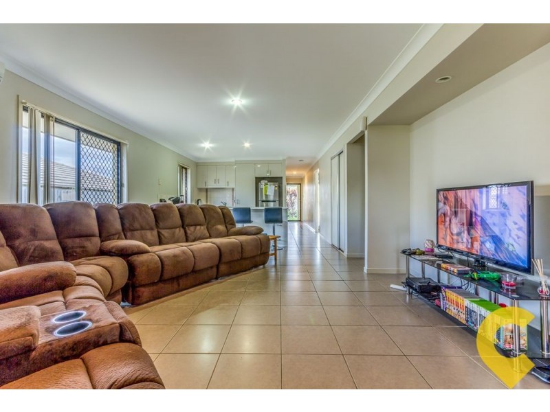 14 Wyndham Circuit, Holmview QLD 4207