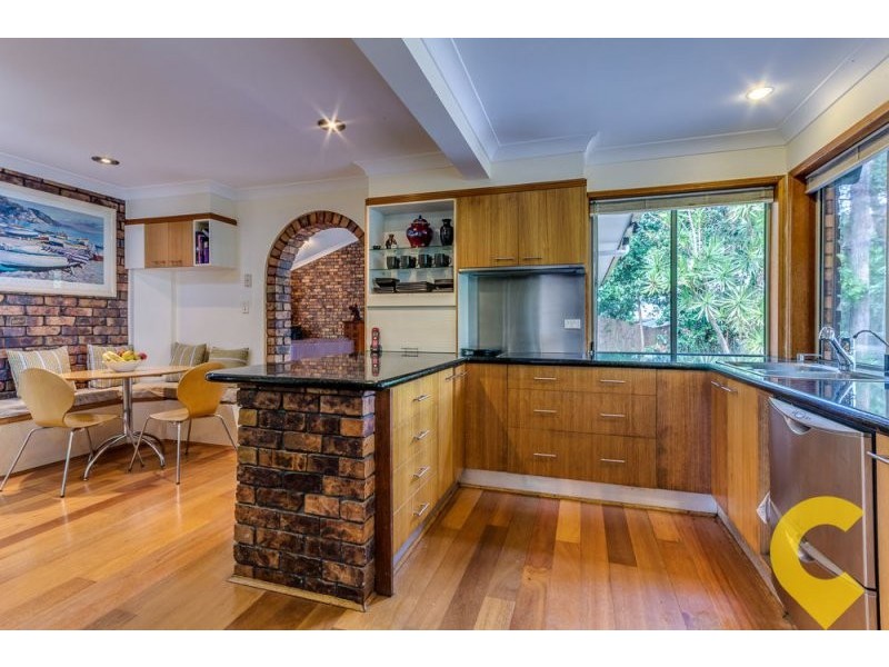 273 Springwood Road, Springwood QLD 4127