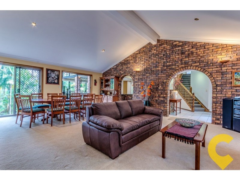 273 Springwood Road, Springwood QLD 4127