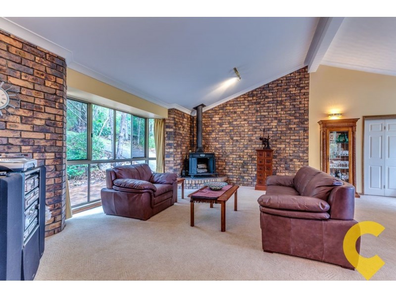 273 Springwood Road, Springwood QLD 4127