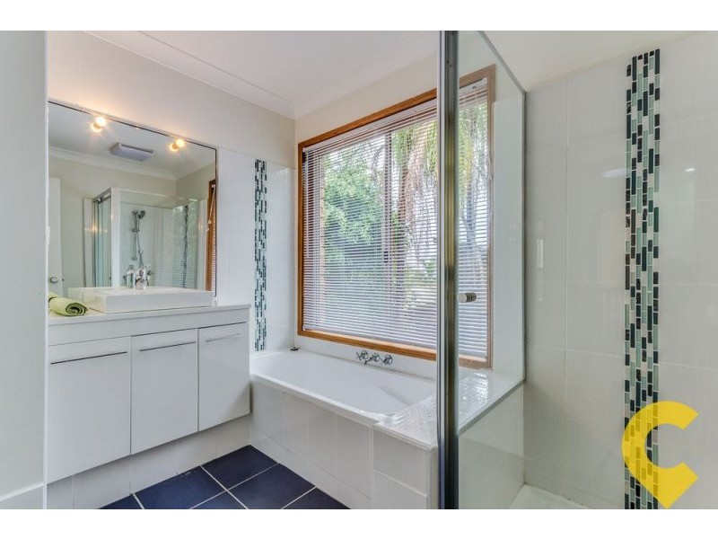 273 Springwood Road, Springwood QLD 4127