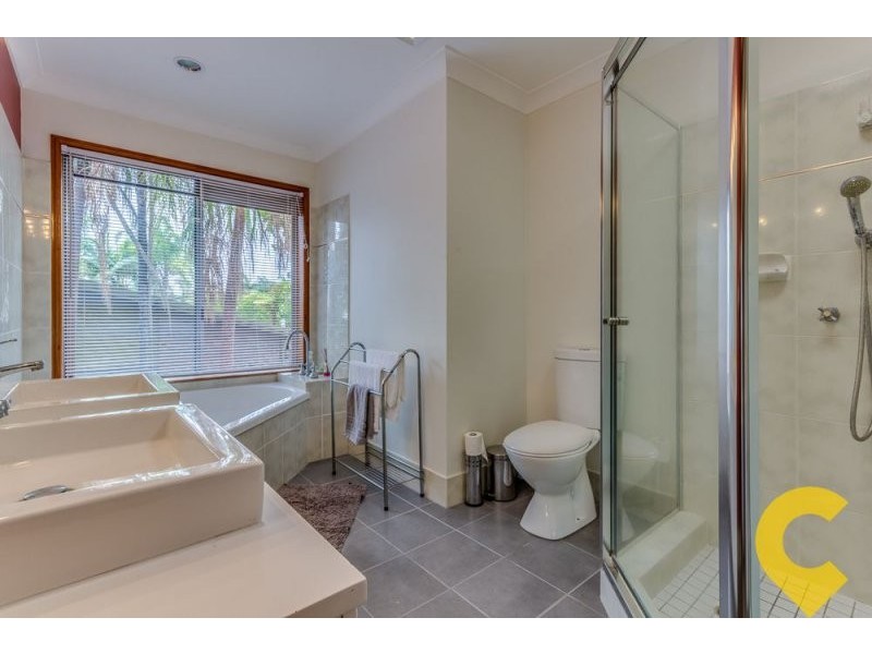 273 Springwood Road, Springwood QLD 4127